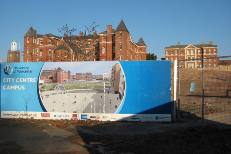 University Launches ‘Independent Ideas Workshop’ That Grades Students On How Well They Avoid The Phrase ‘Can We Unpack That’