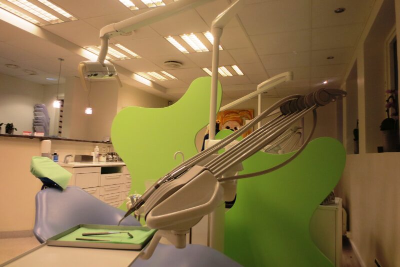 Dentist Introduces ‘Live Comfort Survey’ To Collect Your Thoughts Mid-Procedure